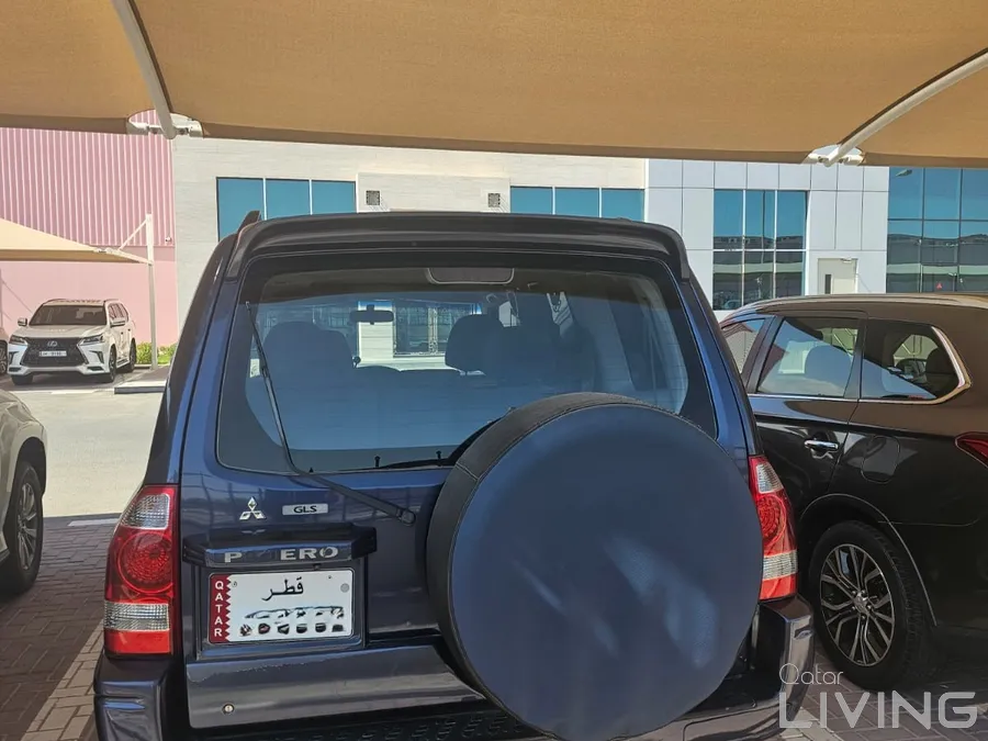 MITSUBISHI PAJERO 3.8L FULL OPTION 